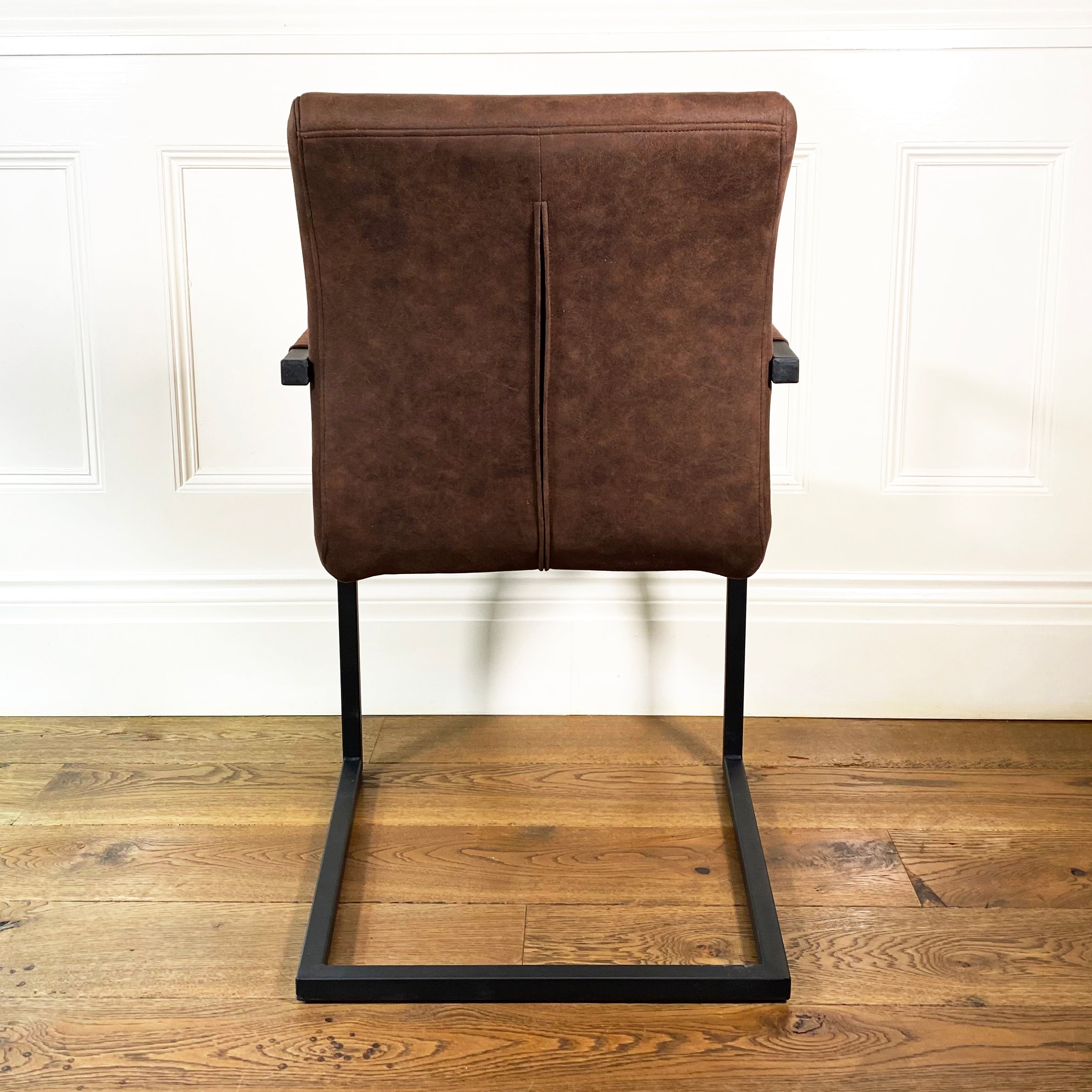 Bruut Industrial Dining Chair | Brown