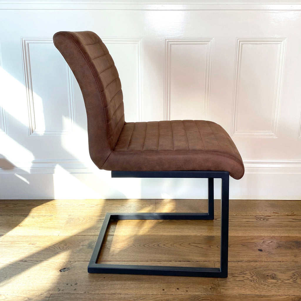 Bruut Industrial Dining Chair | Brown