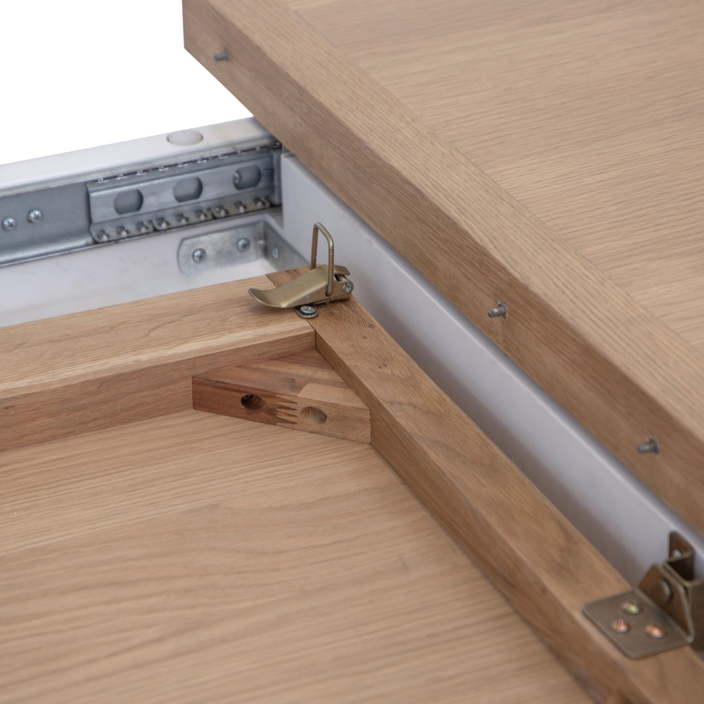 Clover Painted Extending Dining Table (1.6 m-2.1 m)