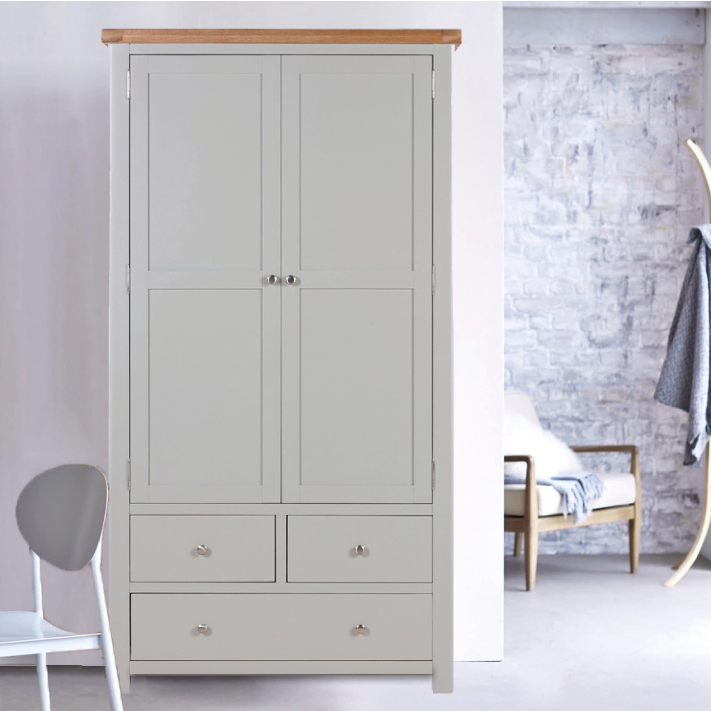 Cambridge Grey Painted Oak Larder Unit