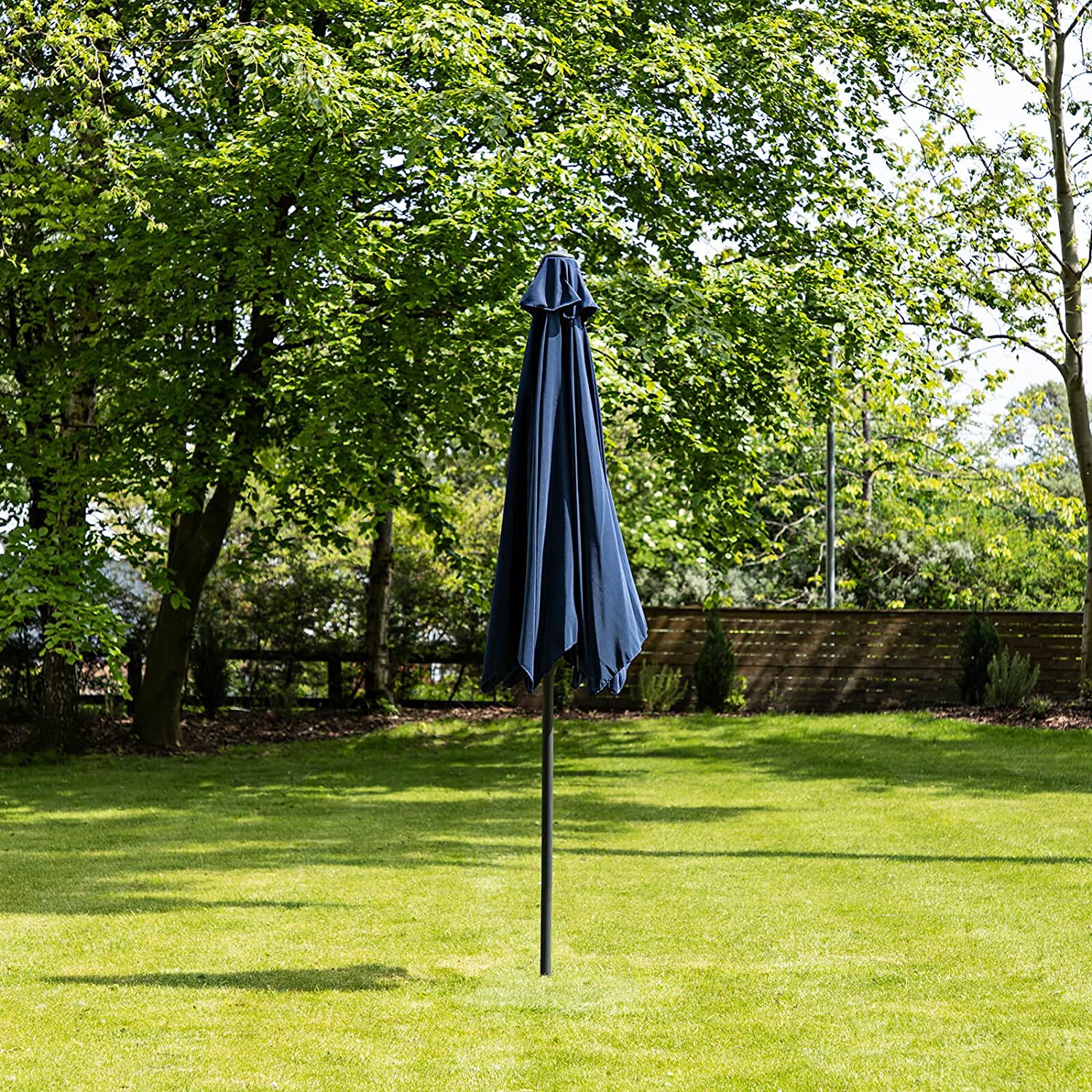 Crank & Tilt Garden Parasol | Blue