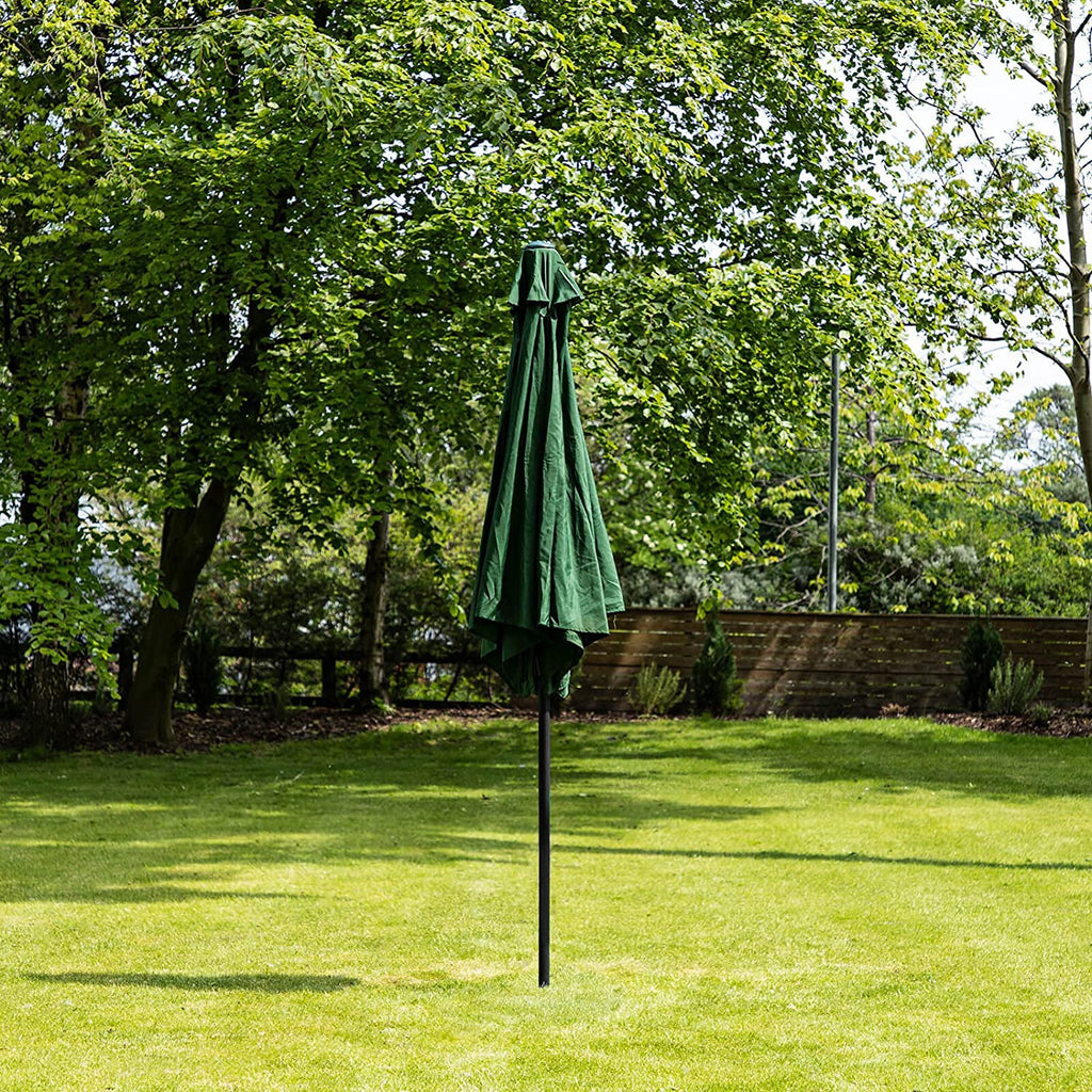 Crank & Tilt Garden Parasol | Green