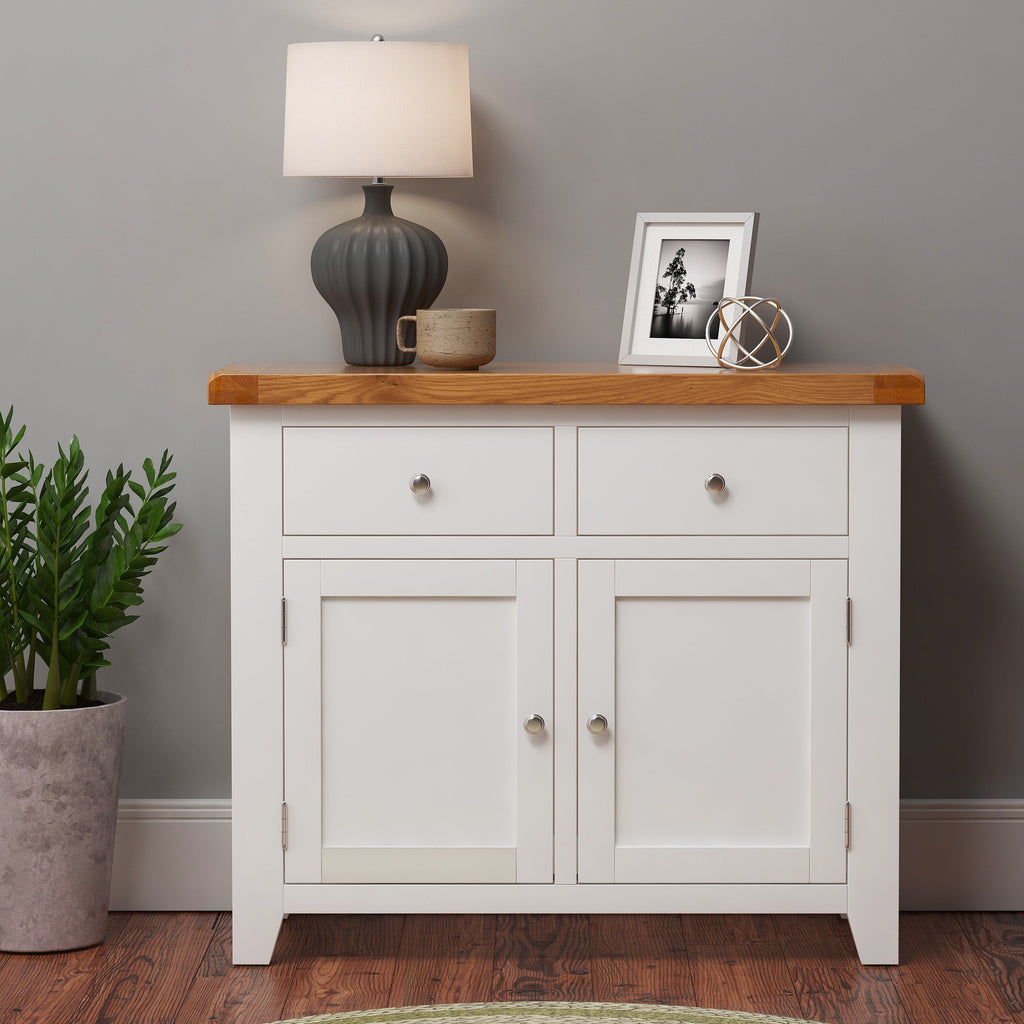 Cambridge Classic Cream Painted Oak 2 Door 2 Drawer Sideboard