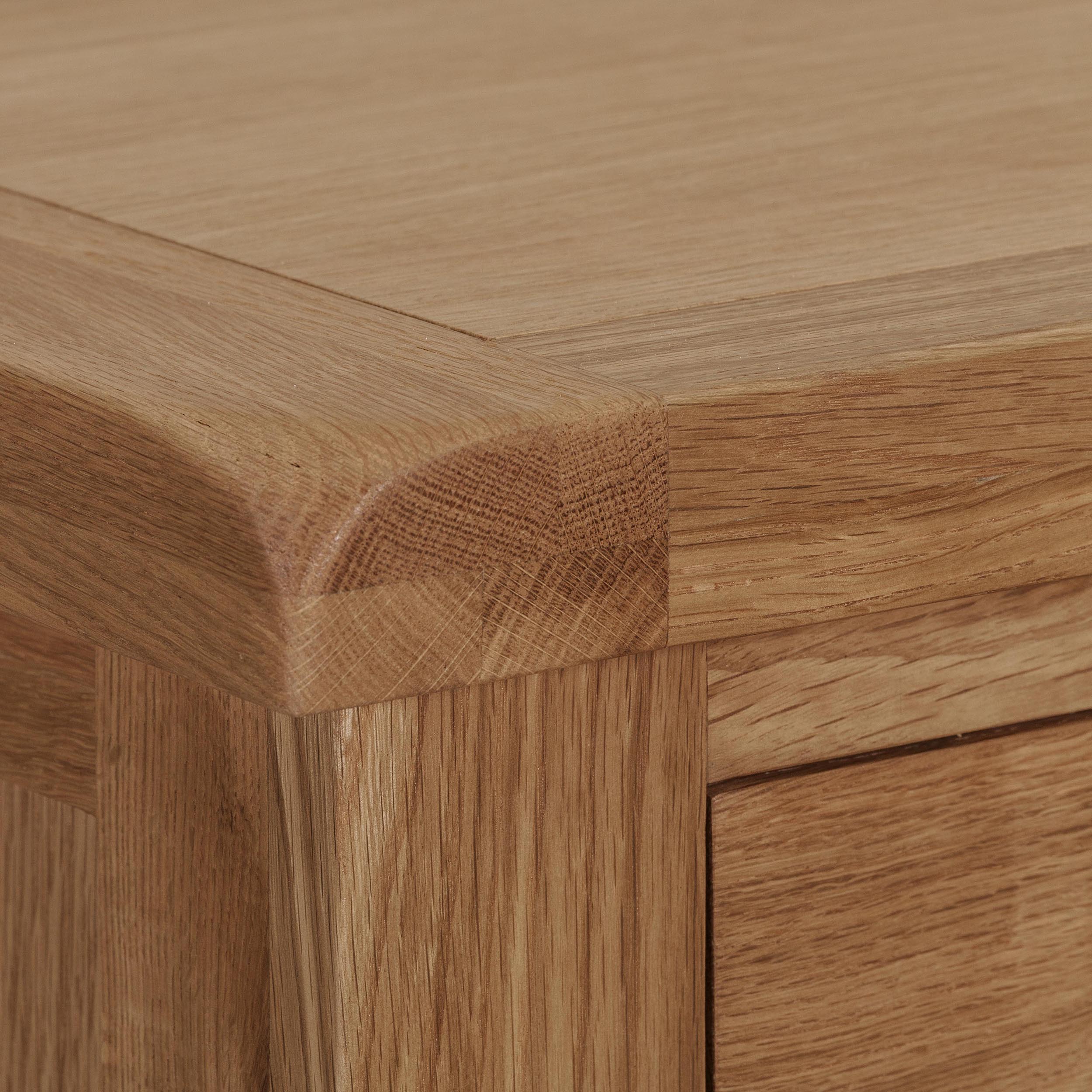 Cambridge Oak 2 Over 3 Chest Of Drawers