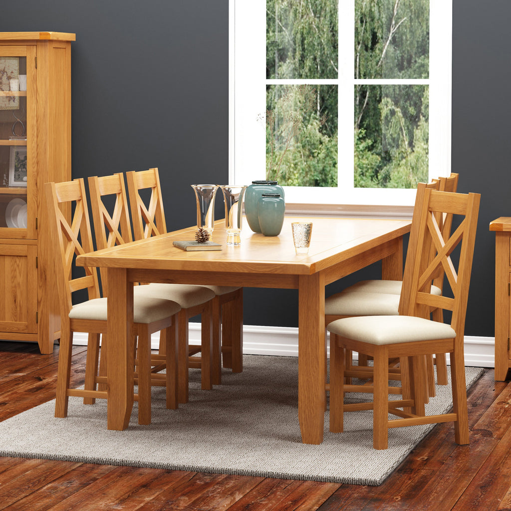 Cambridge Oak Large Extending Dining Table (1.8 m-2.3 m)