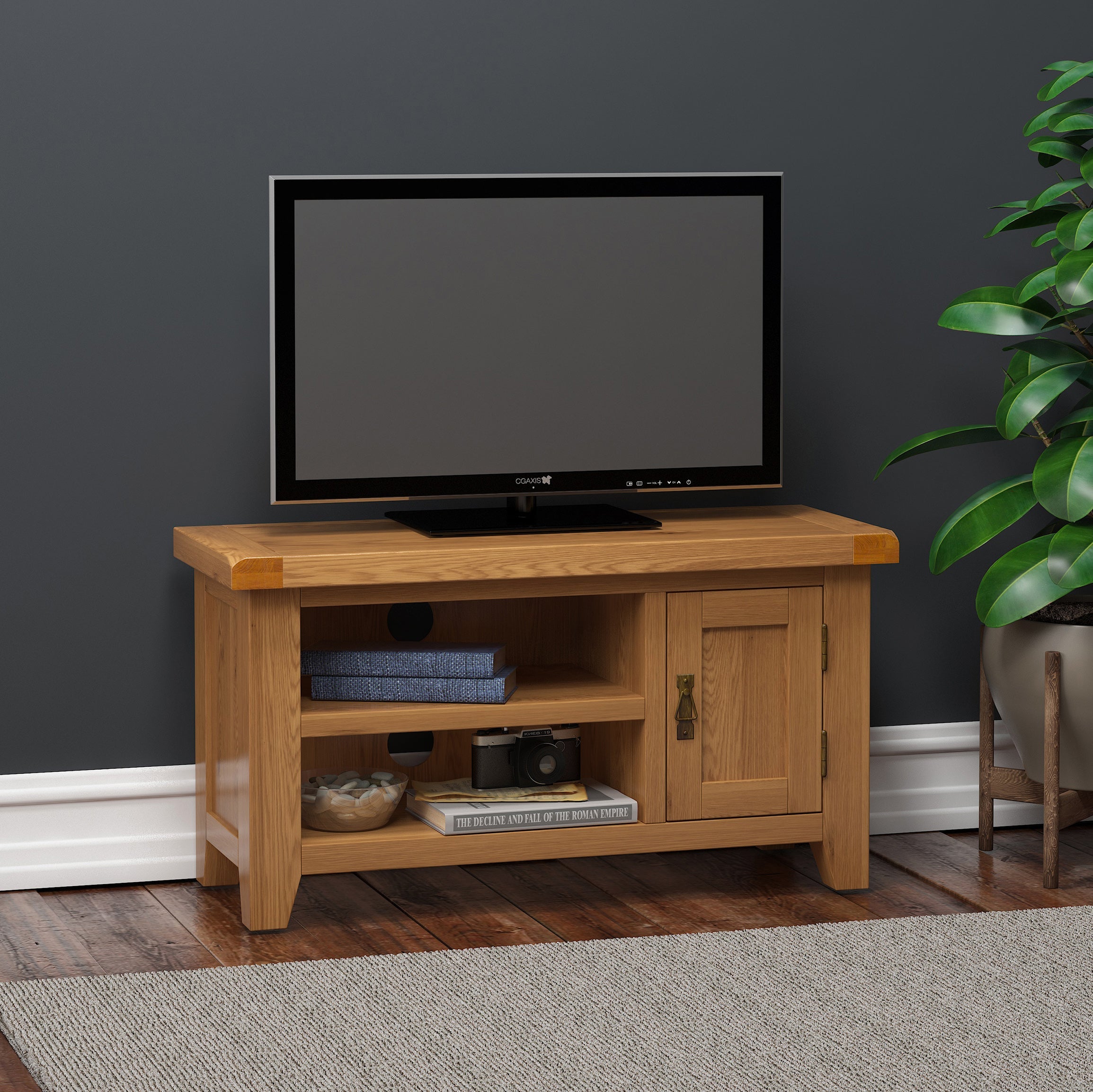 Cambridge Oak Small TV Unit