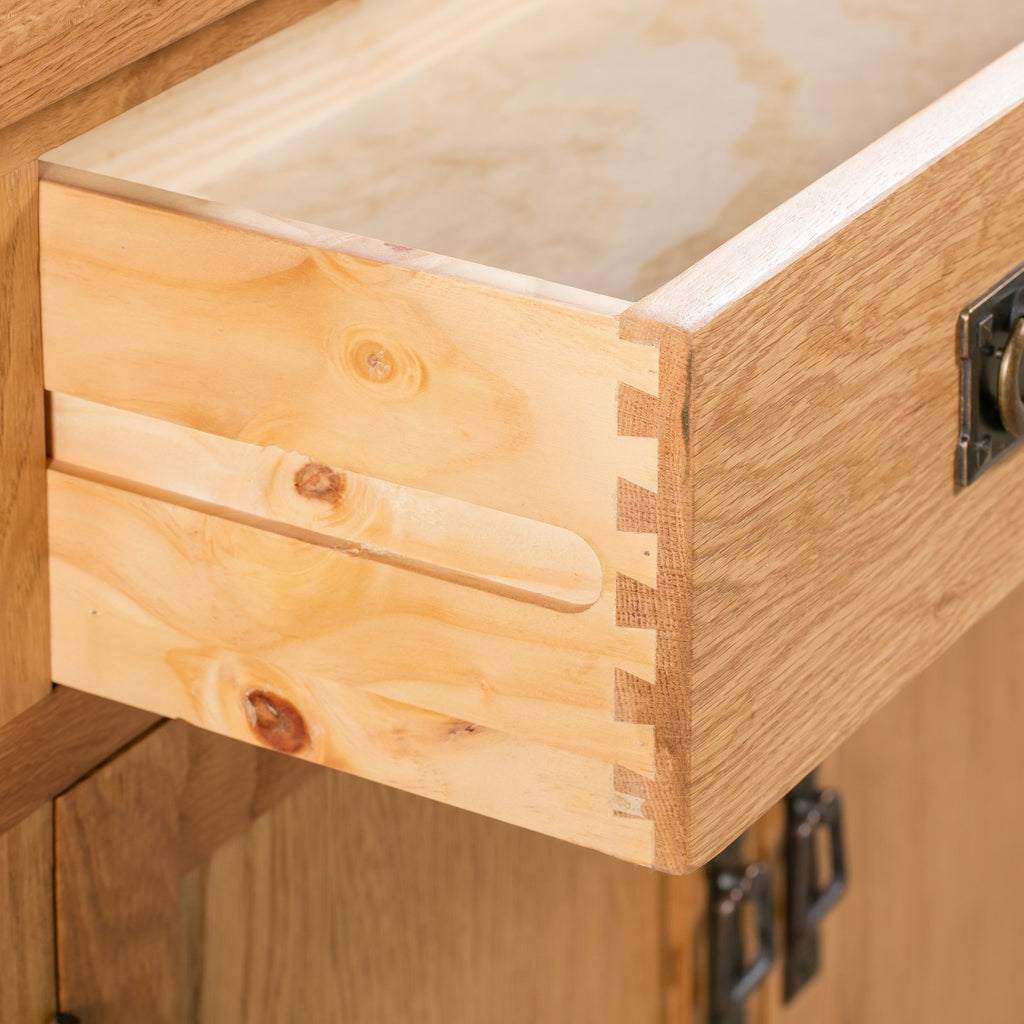 Cambridge Oak 4 Door 3 Drawer Sideboard